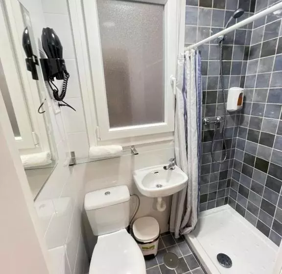 اتاق عادی یک تخته, Hostal Oliver