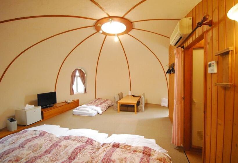 Семейный Номер, Aso Farm Land