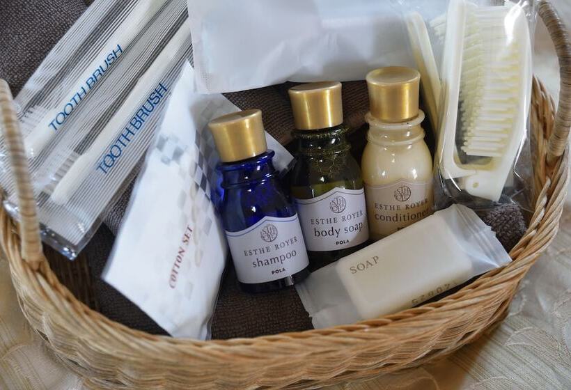 Королевский Номер, Aso Farm Land