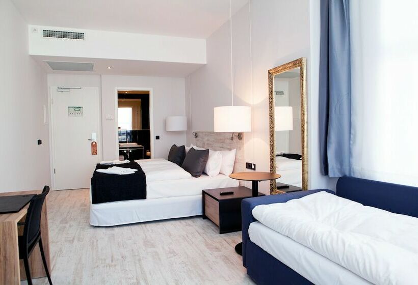 اتاق سوپریور سه تخته, Catalonia Berlin Mitte