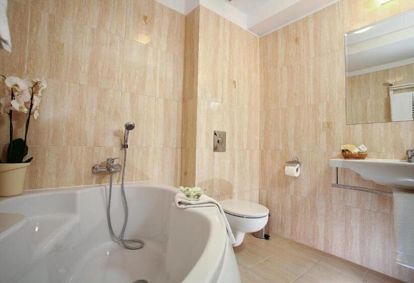 デラックスルーム, Duet Centrum