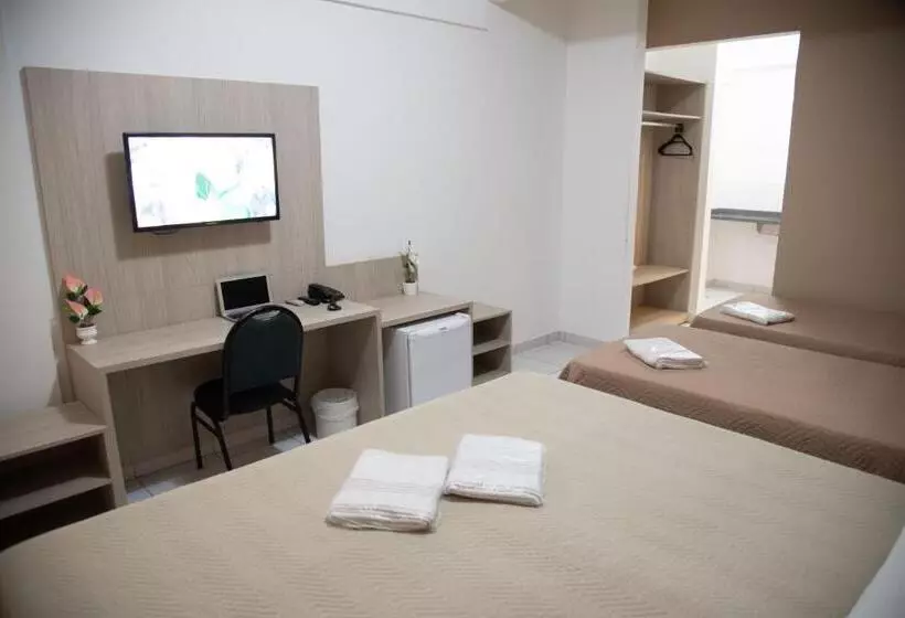 4 Bett Standardzimmer, Getullio