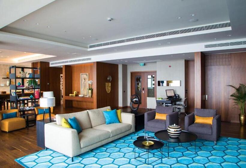 キングサイズベッドのエクゼクティブルーム, Istanbul Marriott Hotel Sisli