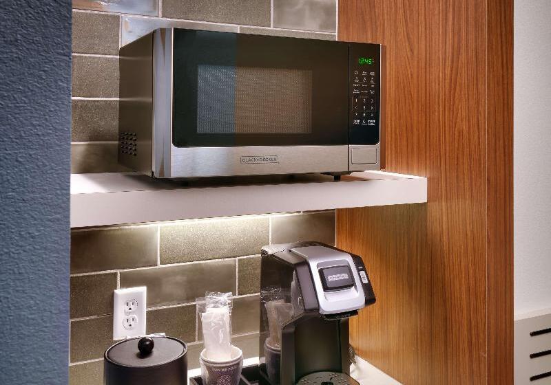 스탠다드 트리플 룸, Marvi