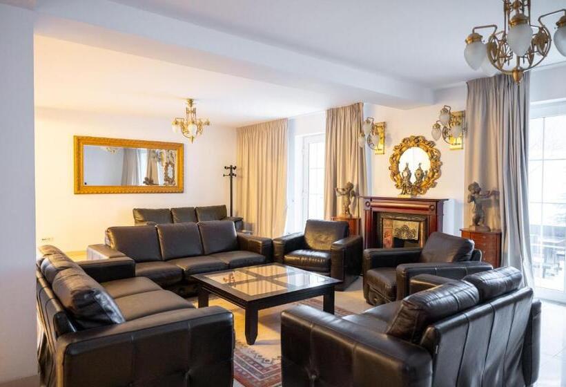 בקתת חדר, Monterai Resort