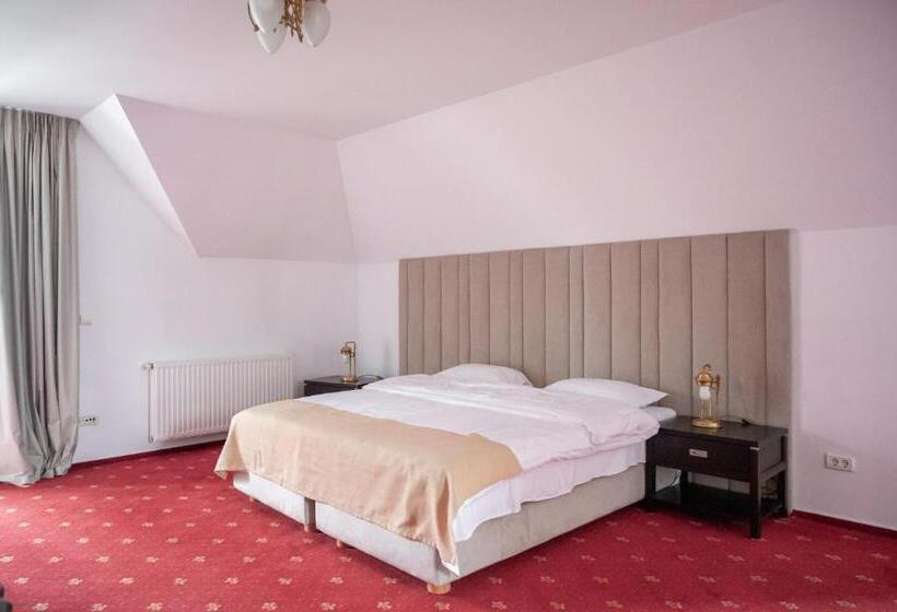 בקתת חדר, Monterai Resort