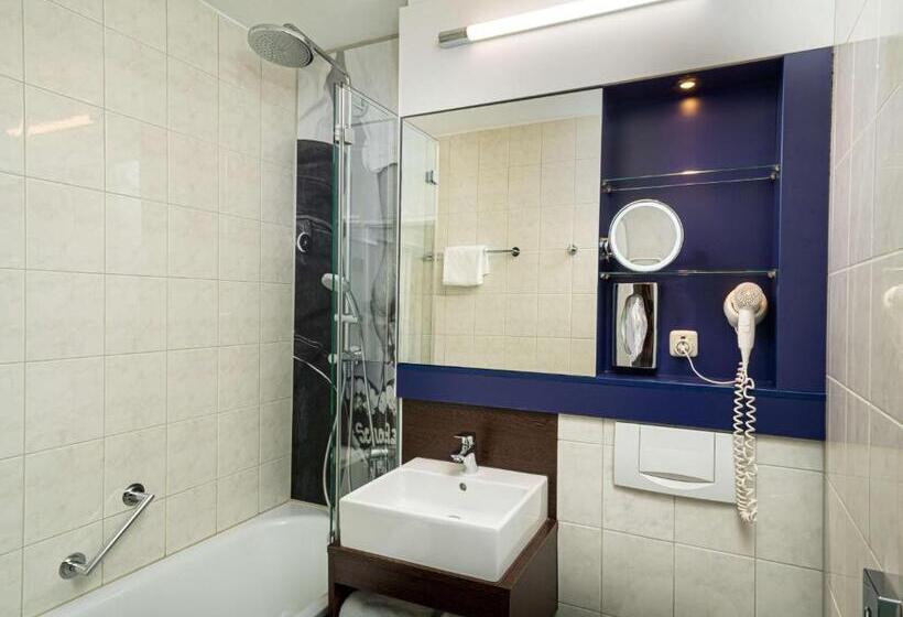 Номер Стандарт, Rilano 24/7 Hotel München