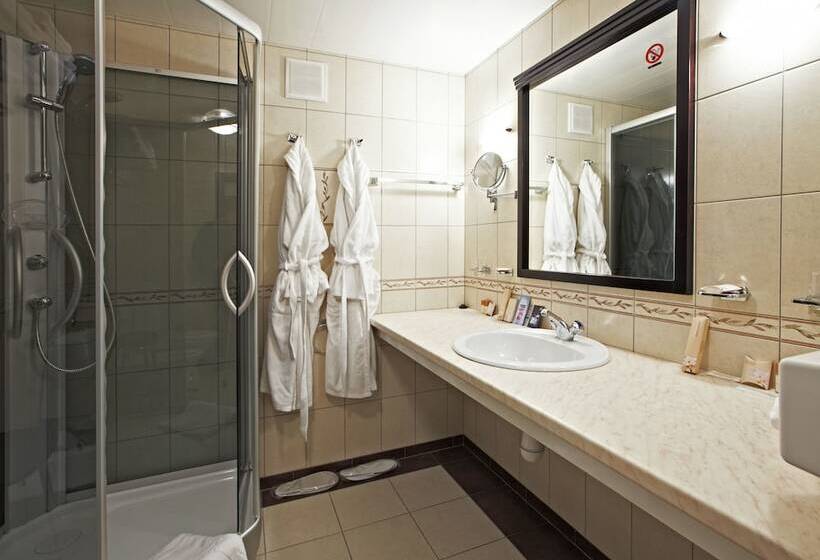 スタンダードスタジオ, River Park