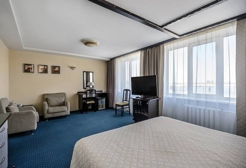 スタンダードスタジオ, River Park