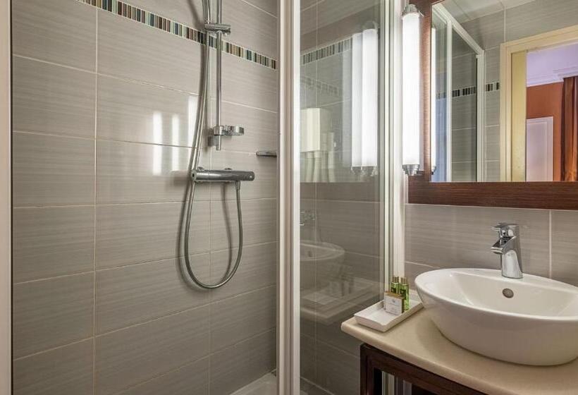 اتاق استاندارد, Hôtel 85 Saint Honore