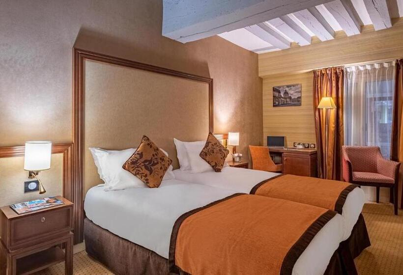 اتاق خانوادگی, Hôtel 85 Saint Honore