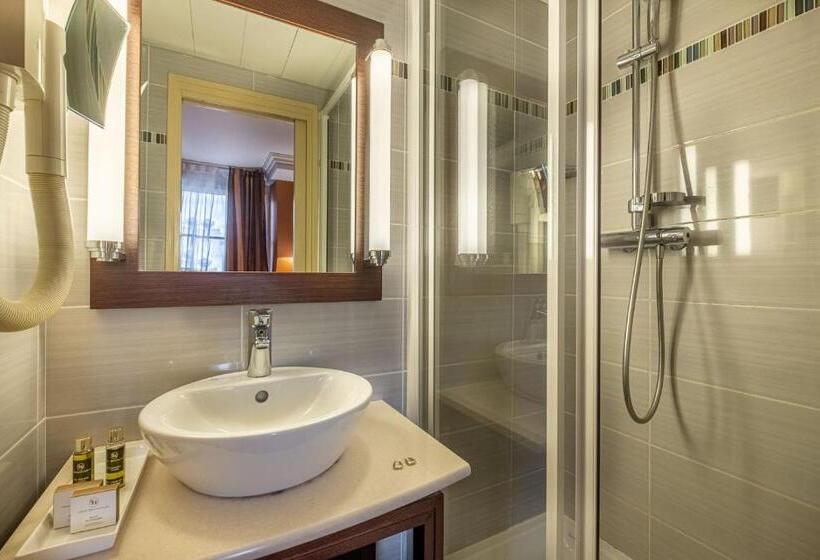 اتاق استاندارد, Hôtel 85 Saint Honore