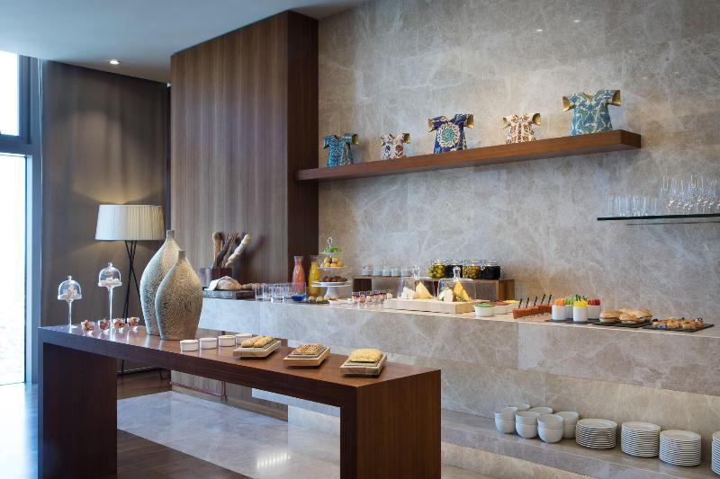 キングサイズベッドのエクゼクティブルーム, Istanbul Marriott Hotel Sisli