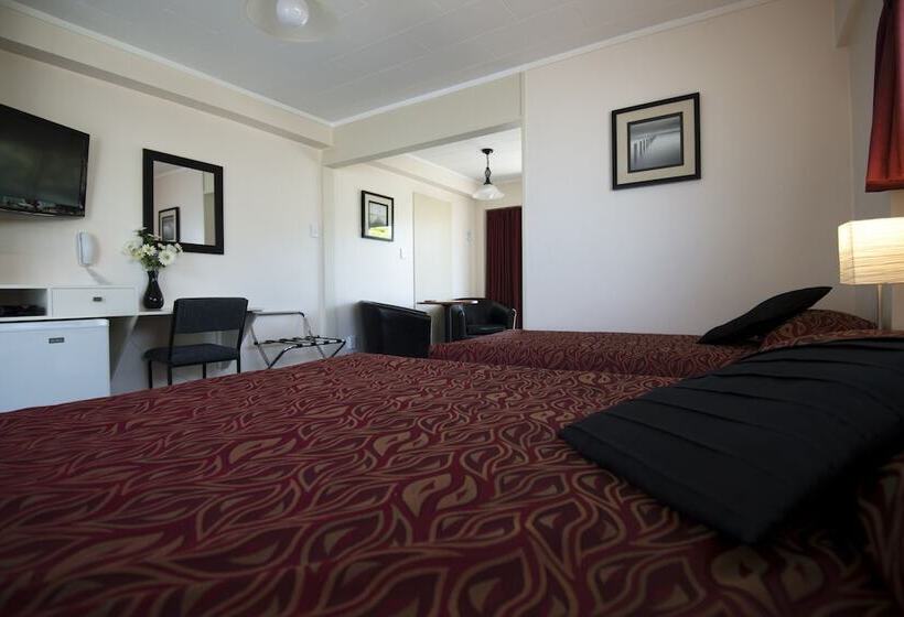 סטודיו אקזקיוטיב, Kapiti Gateway Motel
