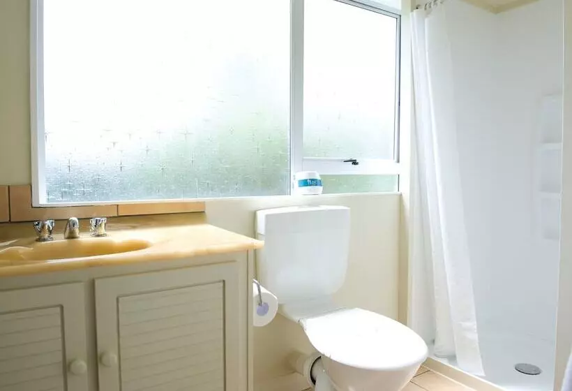 スタンダードスタジオ, Kapiti Gateway Motel