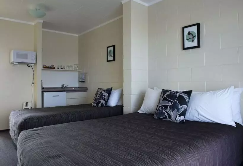 スタンダードスタジオ, Kapiti Gateway Motel