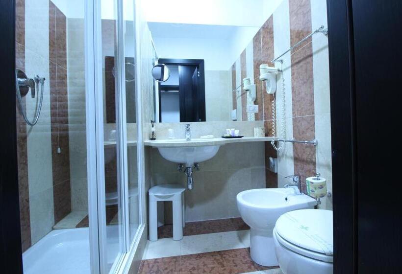 Номер Стандарт Трехместный, Guest House Della Valle Roma