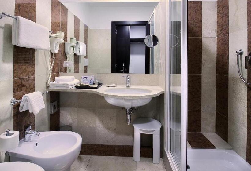 Номер Стандарт Трехместный, Guest House Della Valle Roma