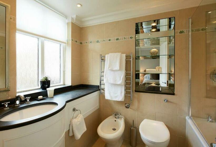 Апартаменты Deluxe 2 Спальни, Cheval Knightsbridge