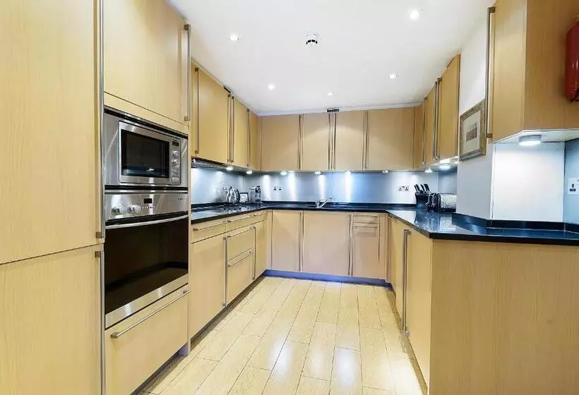 خانه 2 خوابه, Cheval Knightsbridge