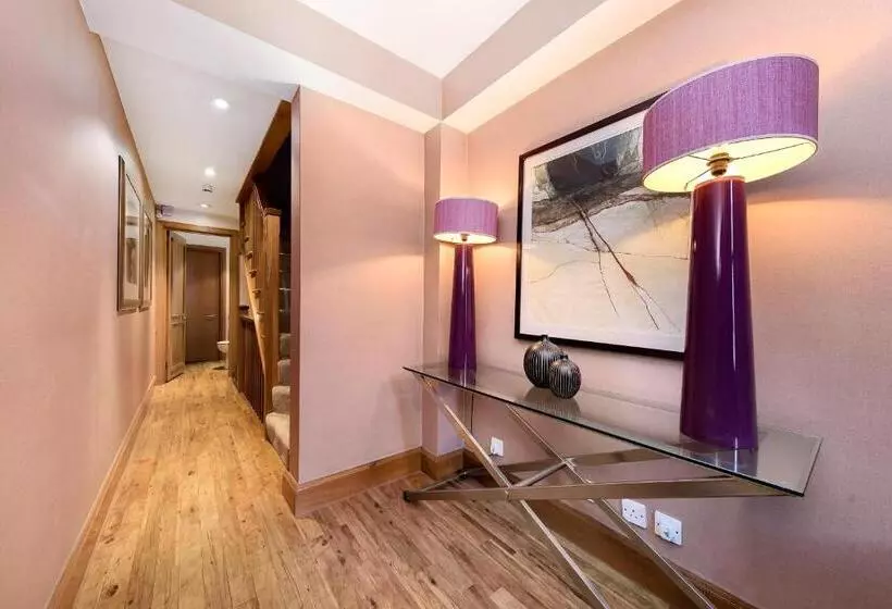 خانه 2 خوابه, Cheval Knightsbridge
