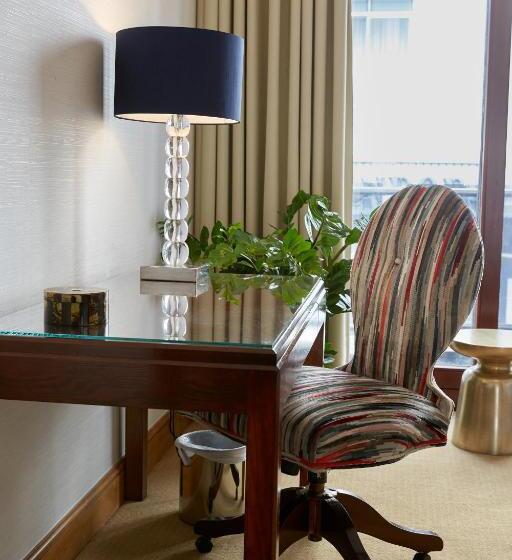 Дом 3 Спальни, Cheval Knightsbridge