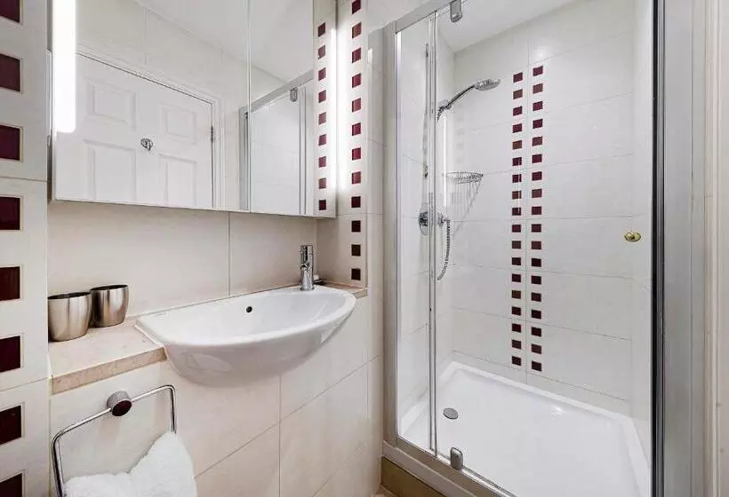 خانه 2 خوابه, Cheval Knightsbridge