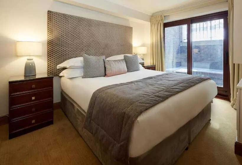 خانه 3 خوابه, Cheval Knightsbridge