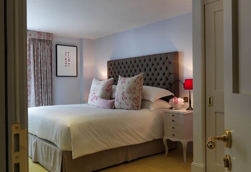 Апартаменты Deluxe 2 Спальни, Cheval Knightsbridge