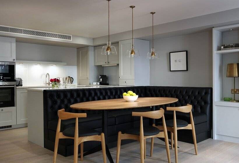 Апартаменты Deluxe 2 Спальни, Cheval Knightsbridge
