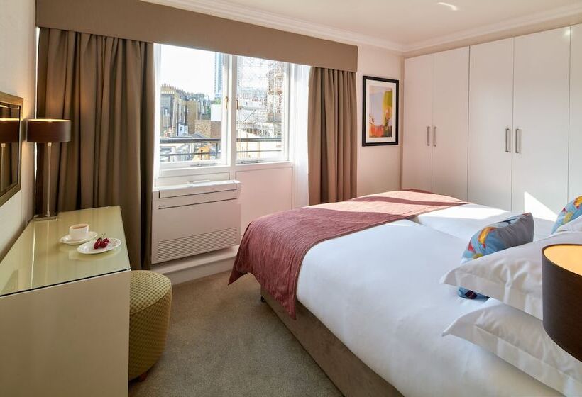 Апартаменты Deluxe 3 Спальни, Cheval Knightsbridge