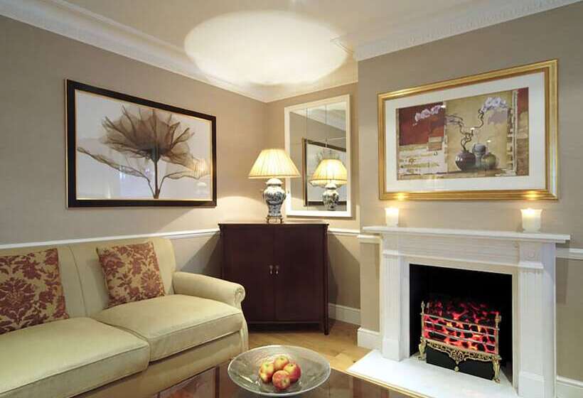 Апартаменты Deluxe 3 Спальни, Cheval Knightsbridge