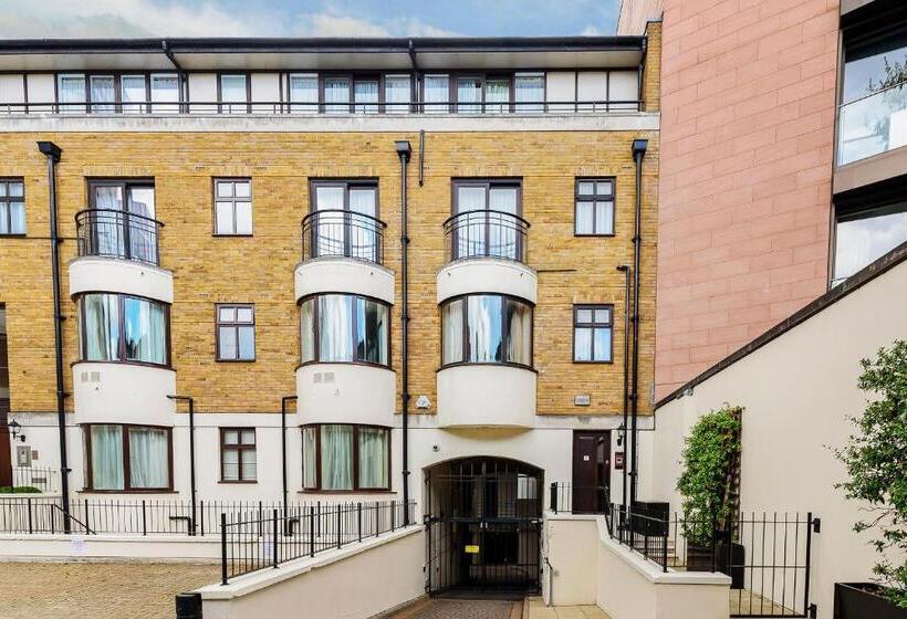 Дом 2 Спальни, Cheval Knightsbridge