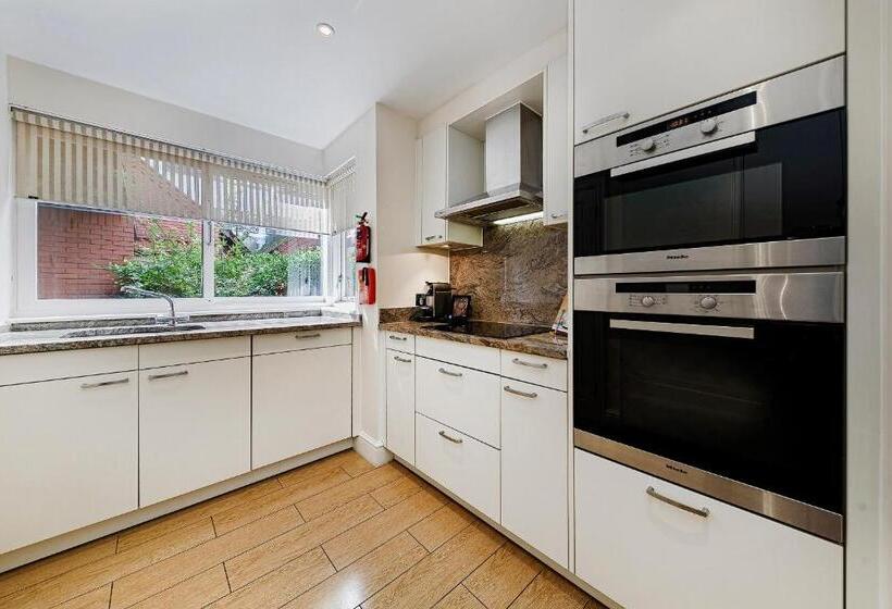 Дом 2 Спальни, Cheval Knightsbridge