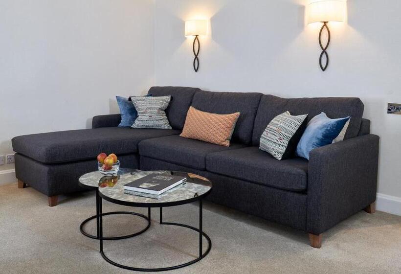 Апартаменты Deluxe 1 Спальня, Cheval Knightsbridge