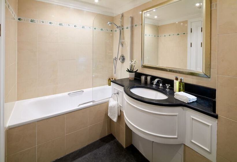 Апартаменты Deluxe 2 Спальни, Cheval Knightsbridge