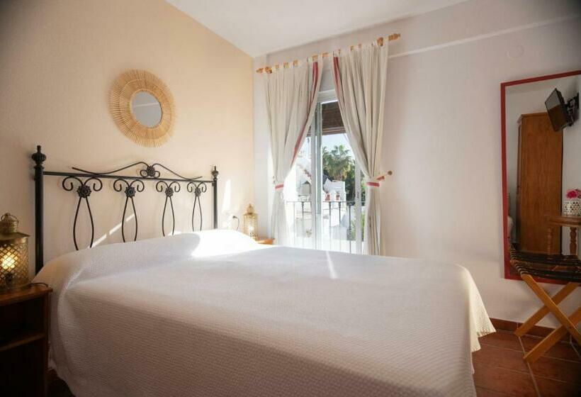 غرفة قياسية مزوَّدة بشُرفة, Hostal San Juan