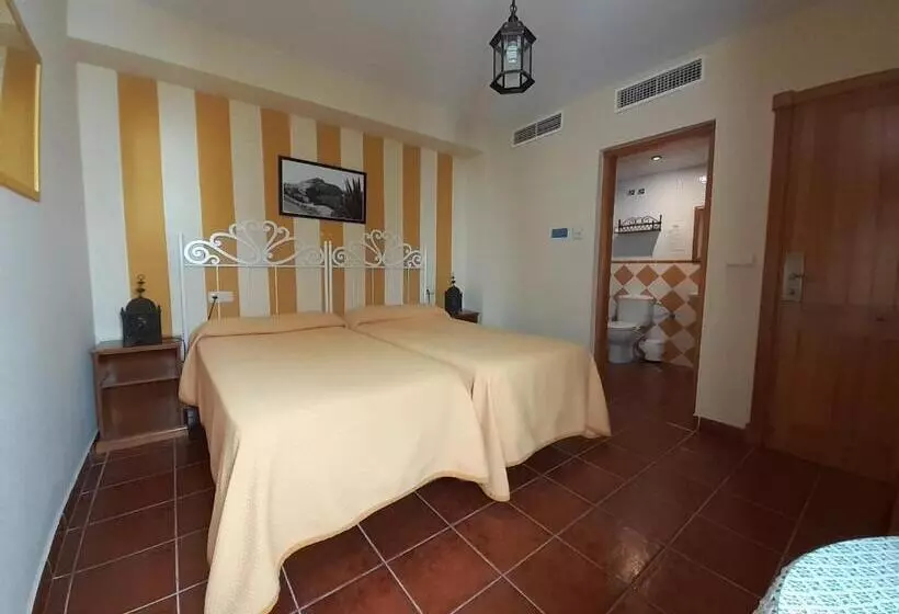 スタンダードルーム, Hostal San Juan