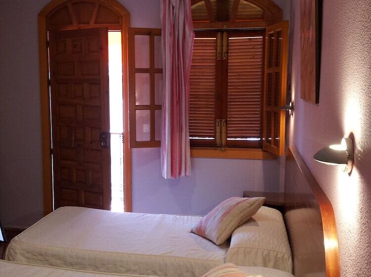 스탠다드 룸, Hostal Tarik