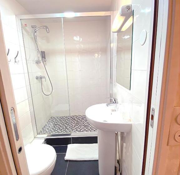 スタンダードトリプルルーム, Aviatic