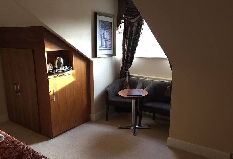 수피리어 룸, Culane House