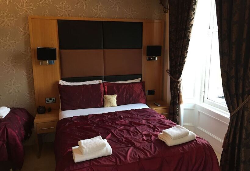 패밀리 룸, Culane House