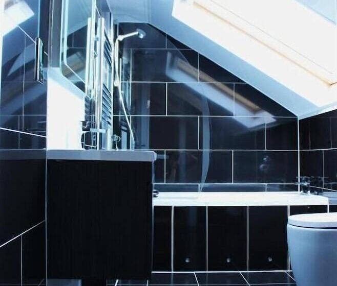 디럭스 룸, Culane House