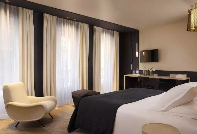 Prestige Zimmer, De Nell