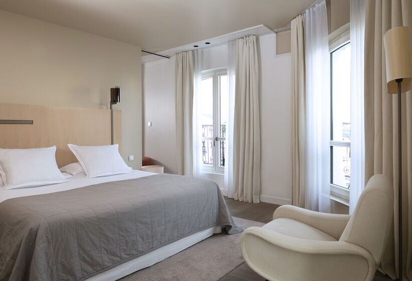 ジュニアスイート, De Nell