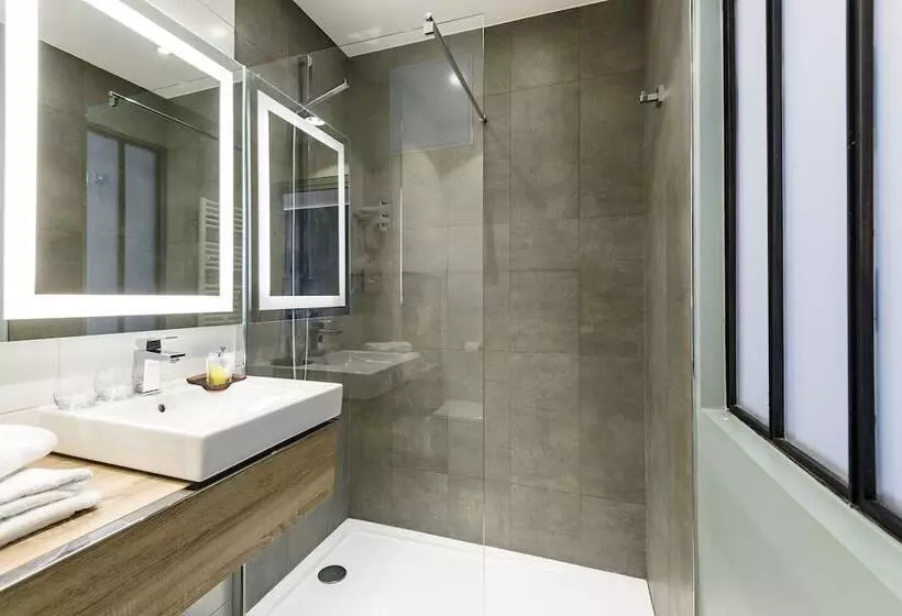 スーペリアールーム, Grand Hôtel Clichy Paris