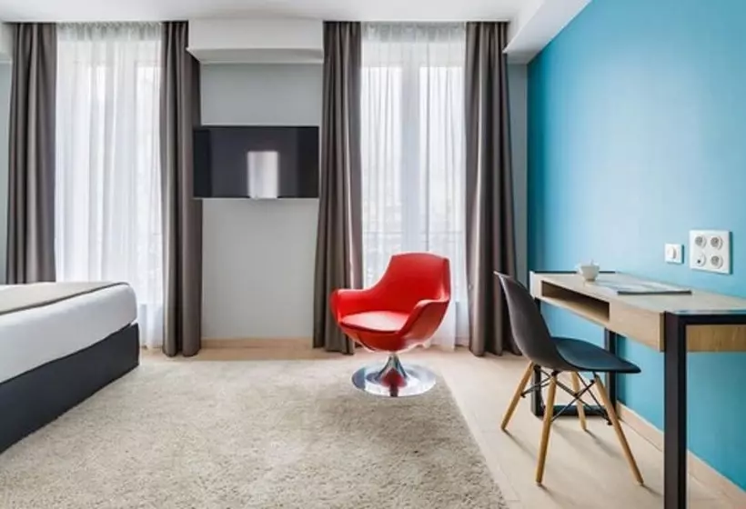 スーペリアールーム, Grand Hôtel Clichy Paris