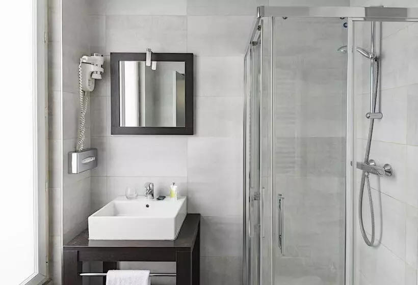 ファミリールーム, Grand Hôtel Clichy Paris