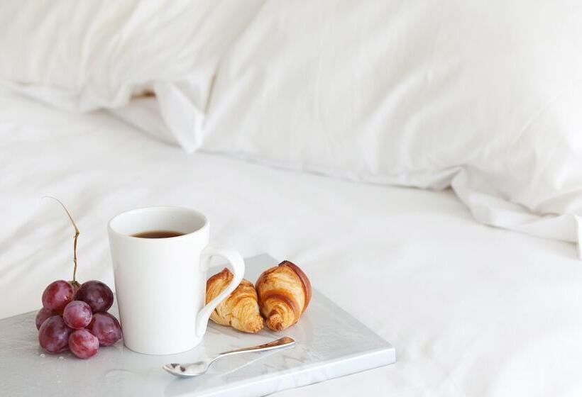 חדר סטנדרט לשלושה, Intercity Manaus