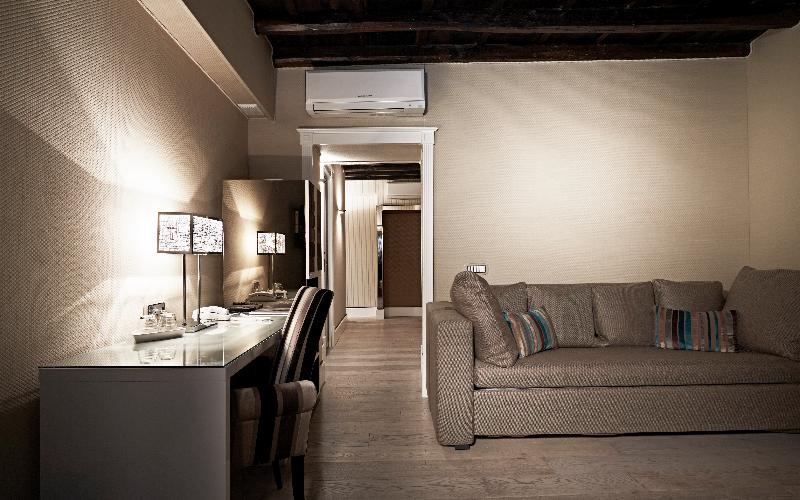 اتاق سوپریور سه تخته, Le Rêve De Naim Roma